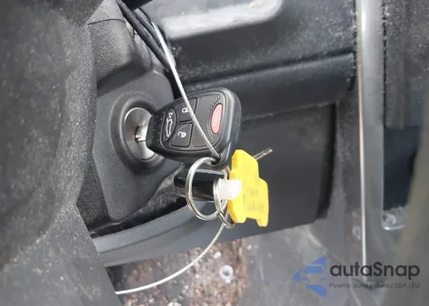 2010 Jeep Liberty Sport from USA, damaged, VIN 1J4PN2GK8AW142379